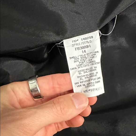 Vintage Women’s Sag Harbor Gray Wool Blend Blazer - Picture 4 of 7